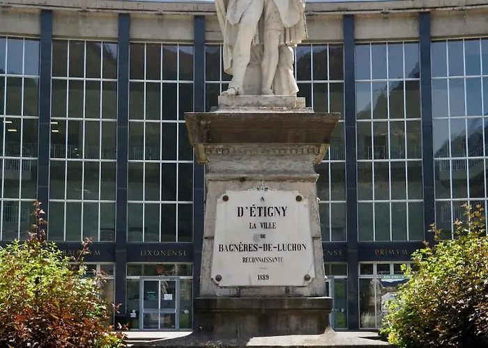 Les Pics Du Courtat *