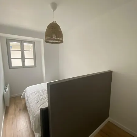 Les Pics Du Courtat Apartment *