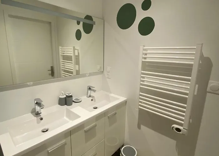 Les Pics Du Courtat Apartamento